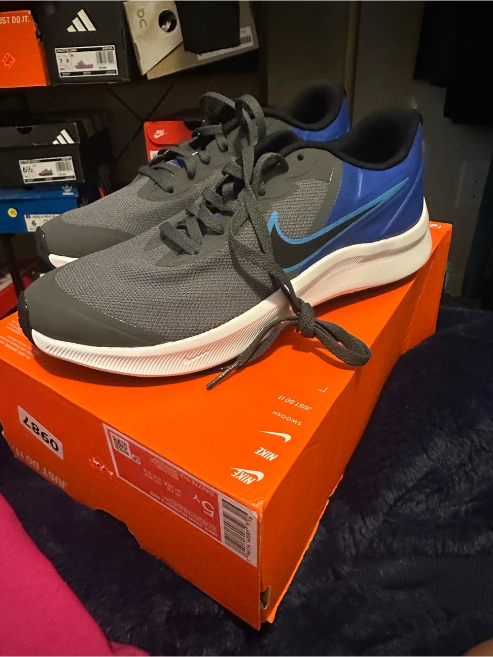 Nike Kids Star Runner  Gray & Blue Running Shoes 5 Youth 6.5 Women’s